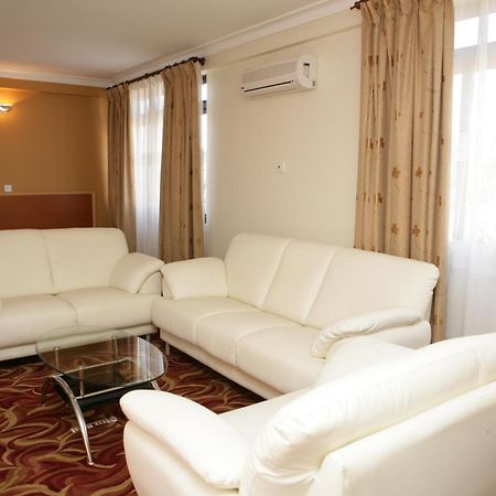 Ivys Hotel Kampala Zewnętrze zdjęcie