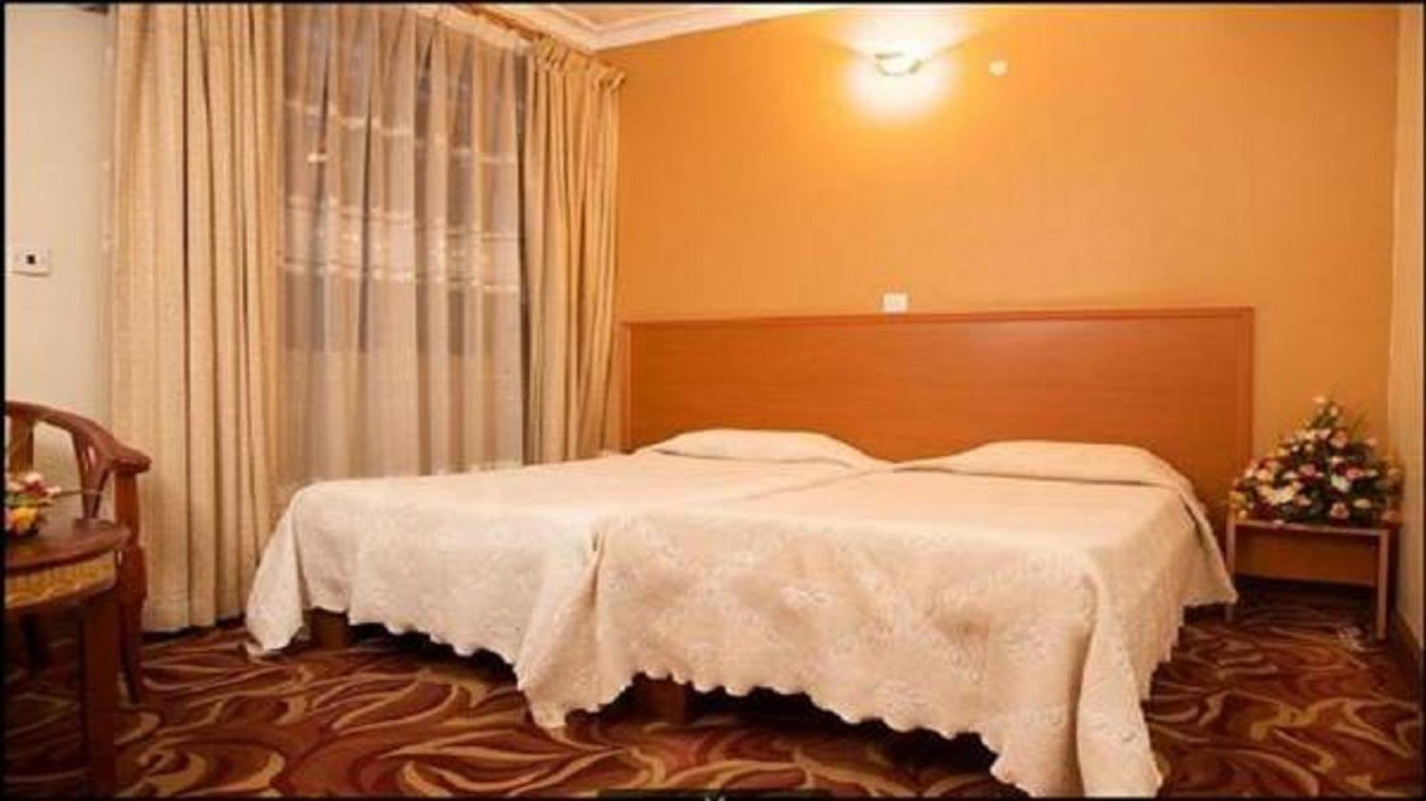 Ivys Hotel Kampala Zewnętrze zdjęcie