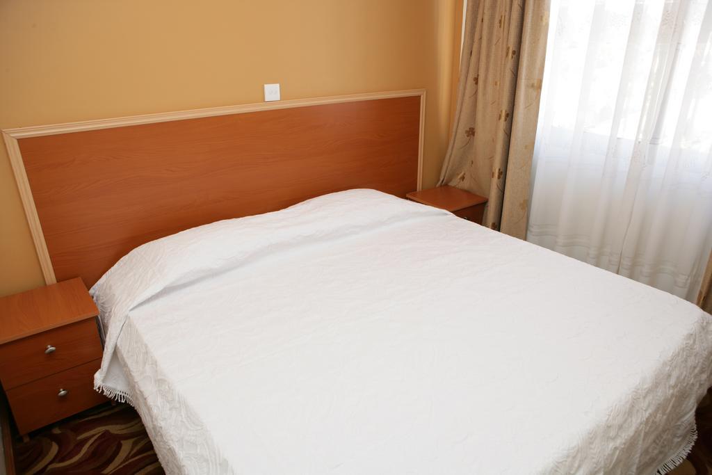 Ivys Hotel Kampala Pokój zdjęcie